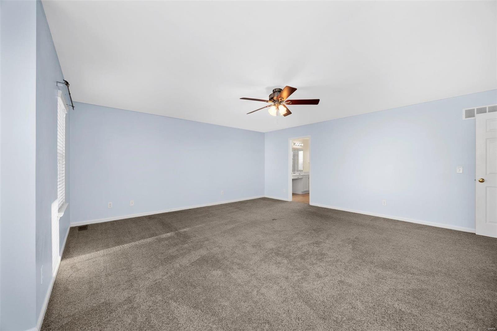 Lake St Louis, Missouri 63367, United States, 4 Bedrooms Bedrooms, ,3 BathroomsBathrooms,Residential,Pending,24454