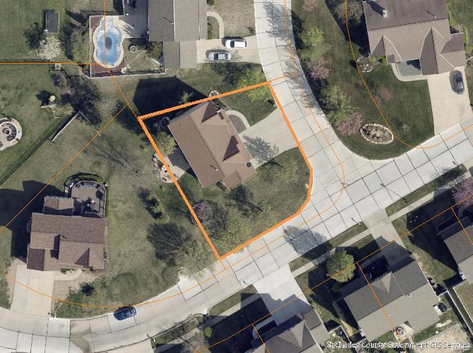 Lake St Louis, Missouri 63367, United States, 4 Bedrooms Bedrooms, ,3 BathroomsBathrooms,Residential,Pending,24454