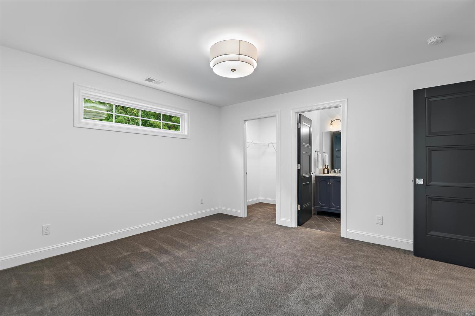 Meadowbrook Country Club Estates 3 - Residential