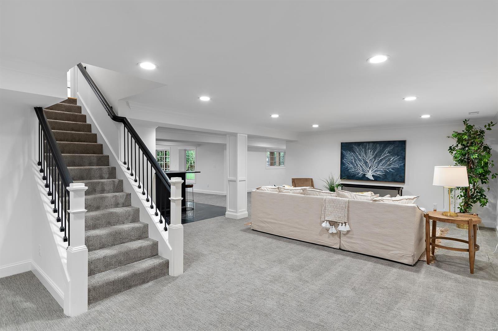 Meadowbrook Country Club Estates 3 - Residential