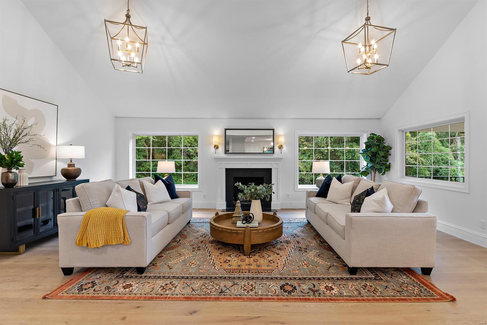 Meadowbrook Country Club Estates 3 - Residential