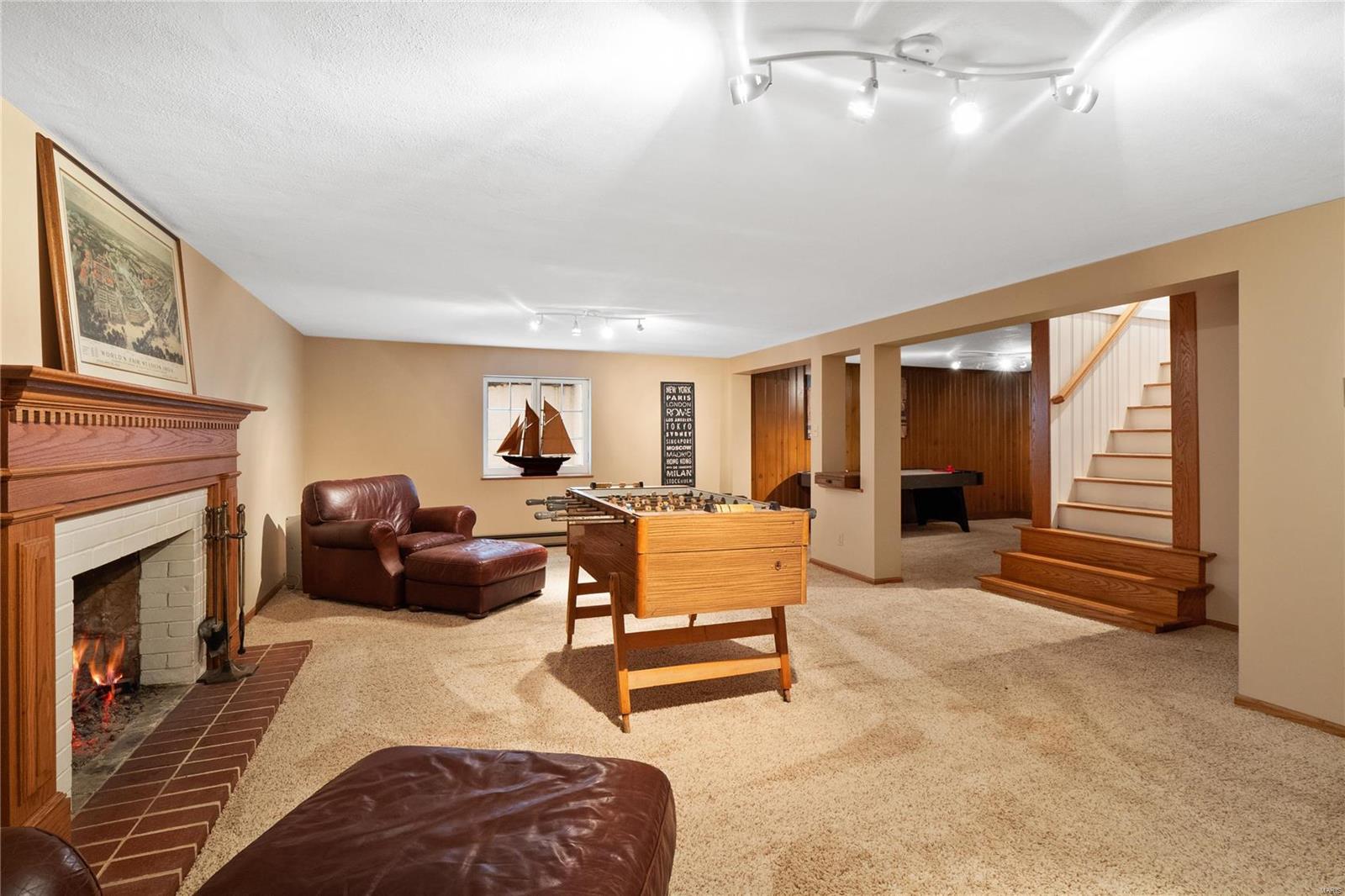 Loren Woods - Residential