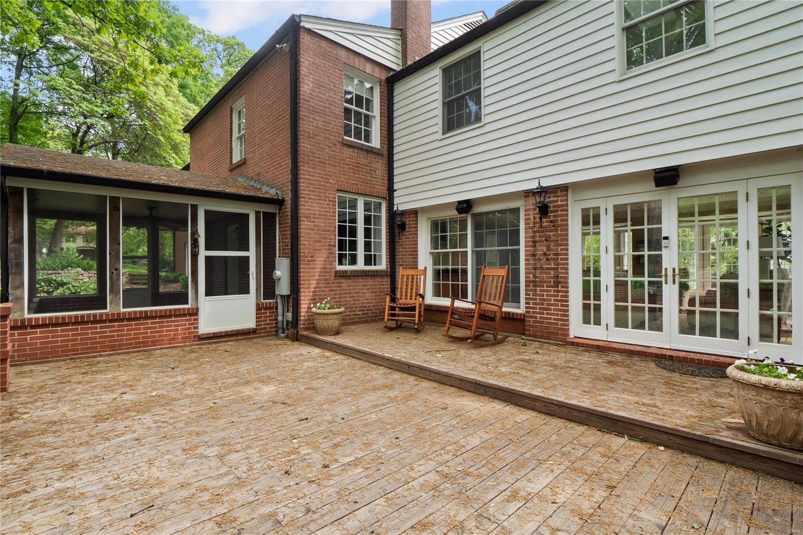 Loren Woods - Residential