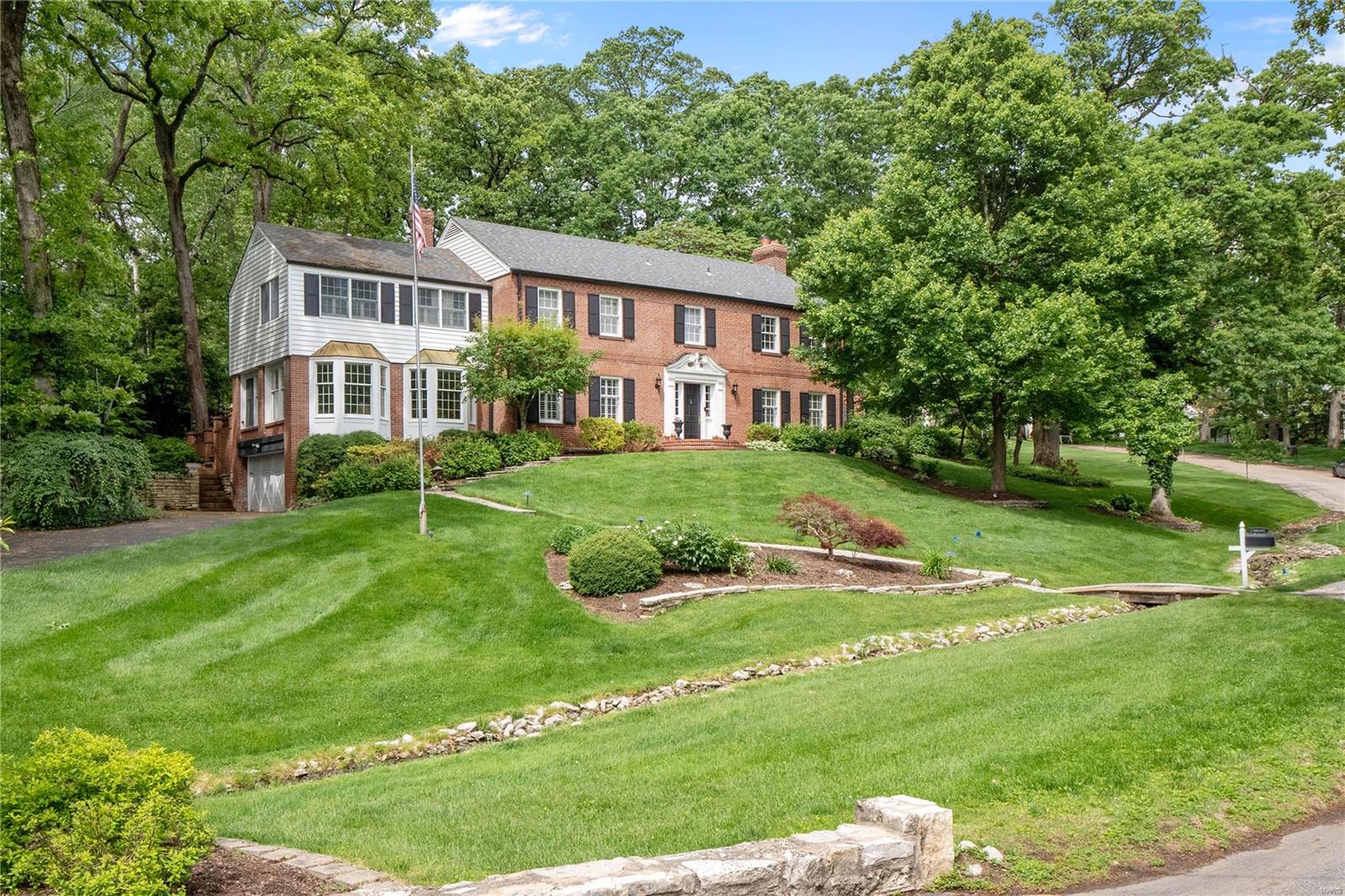 Loren Woods - Residential