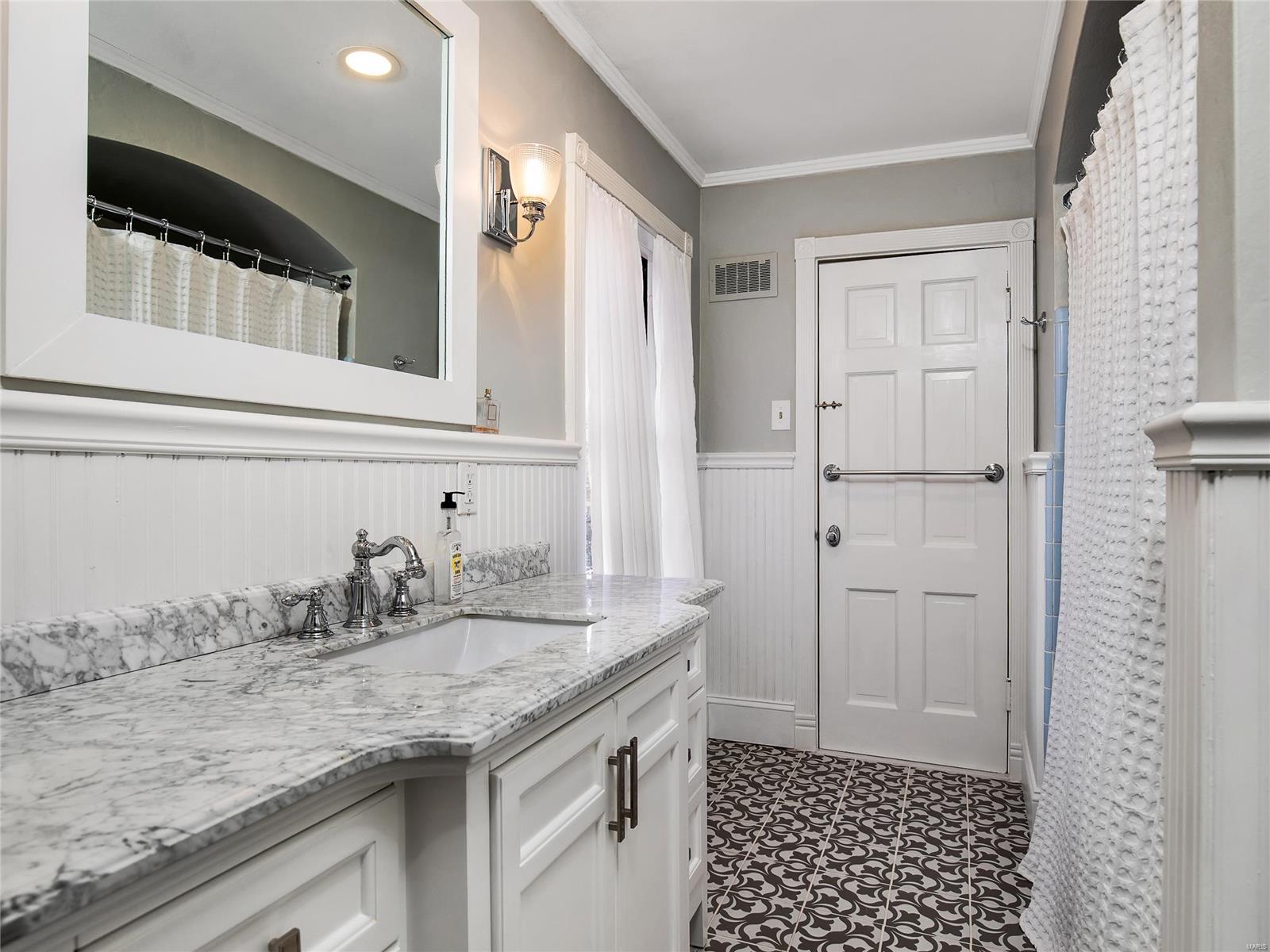 Loren Woods - Residential