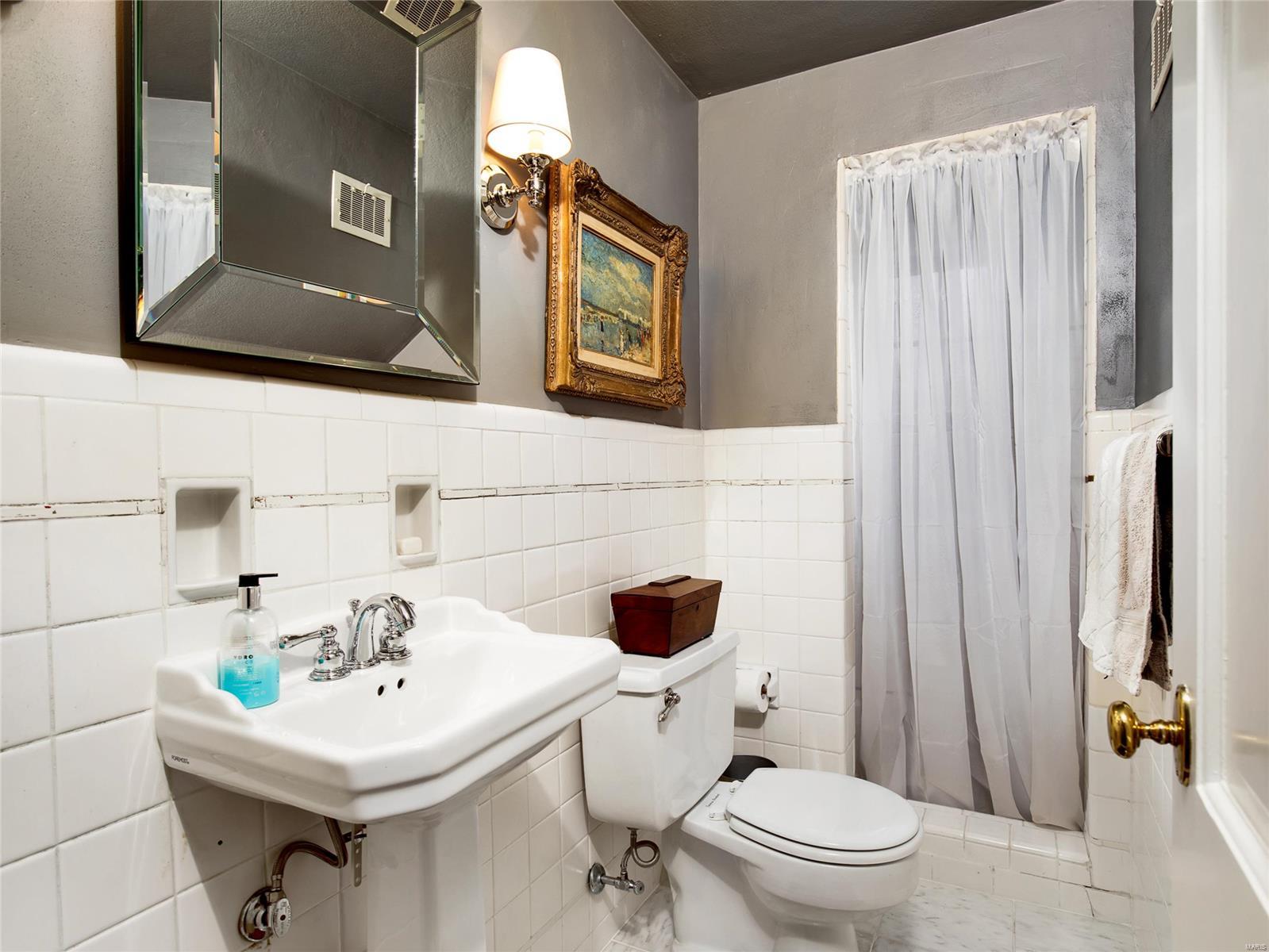 Loren Woods - Residential