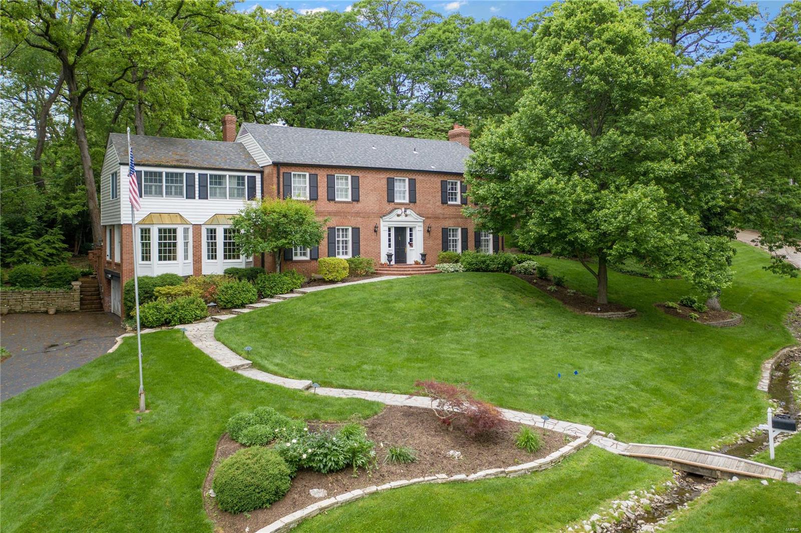 Loren Woods - Residential