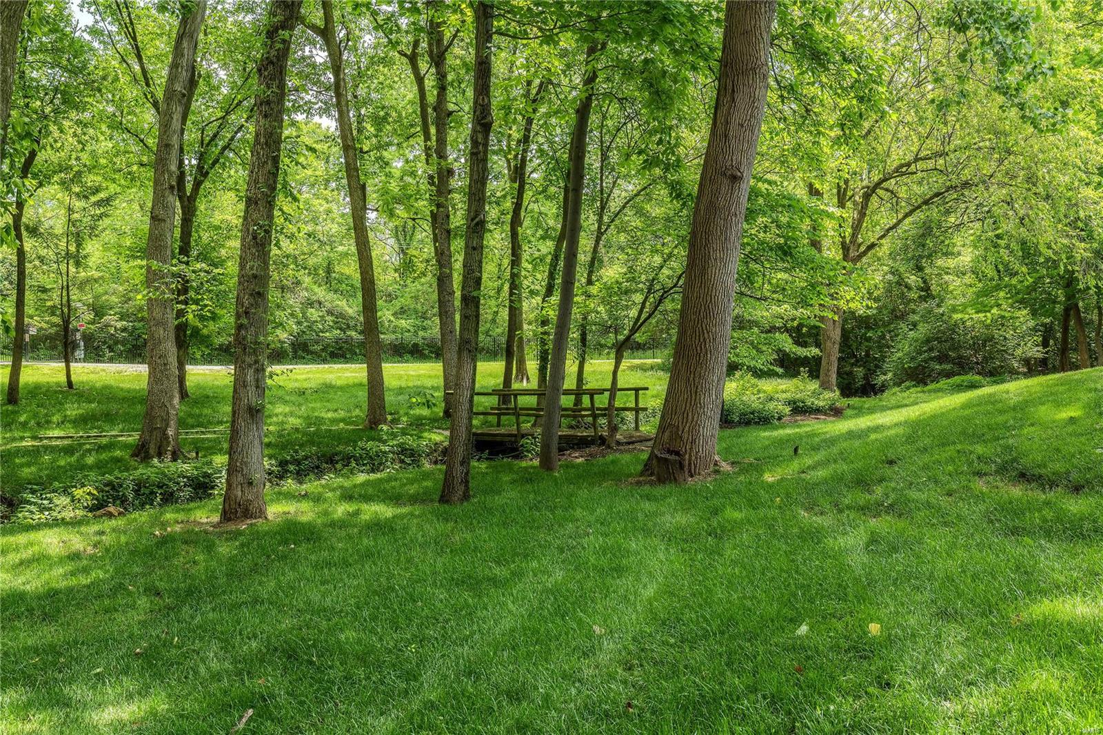 Town & Country Manor - Residential