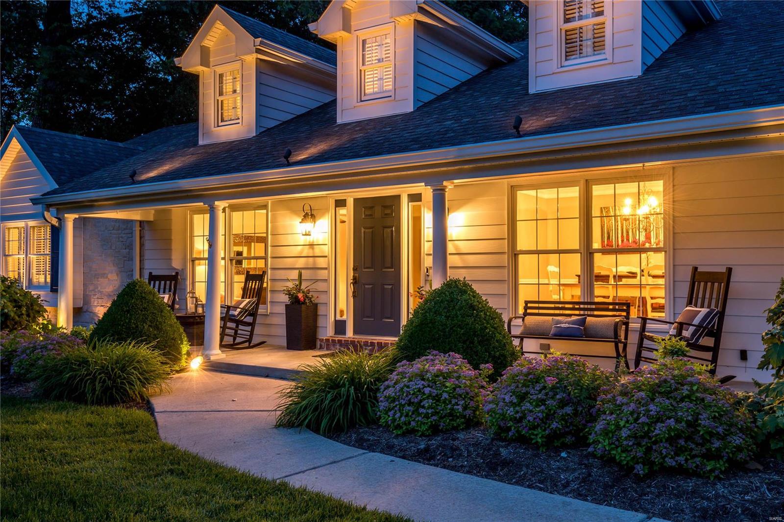 Town & Country Manor - Residential