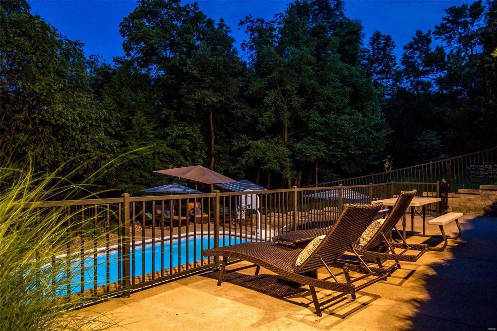 Town & Country Manor - Residential