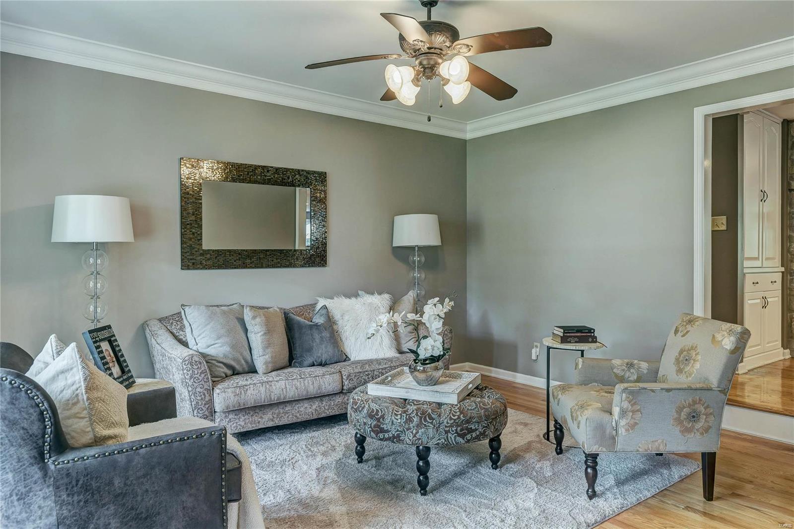 Town & Country Manor - Residential