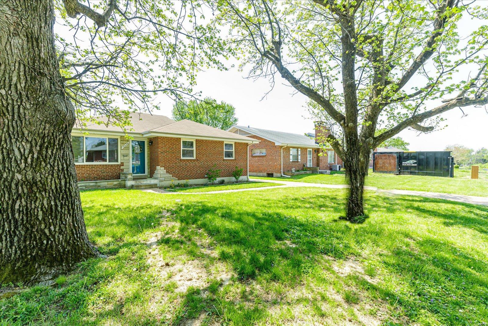Tesson Ferry Court addition - Residential