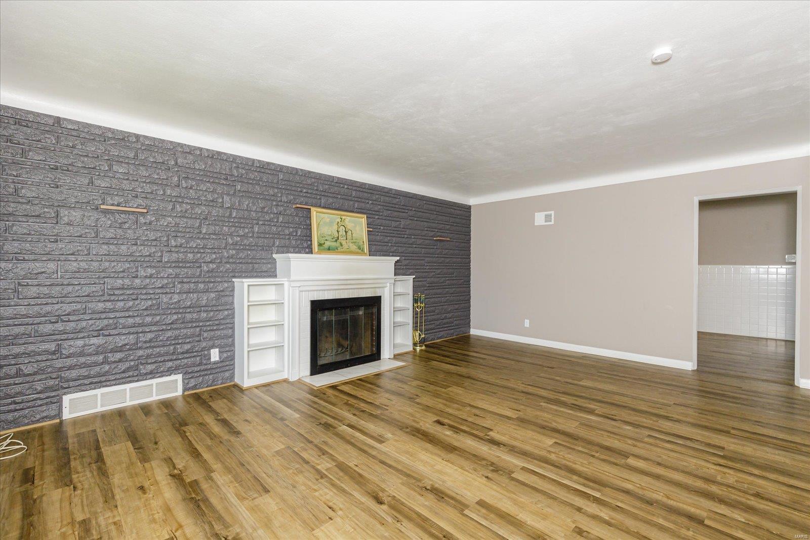 Tesson Ferry Court addition - Residential