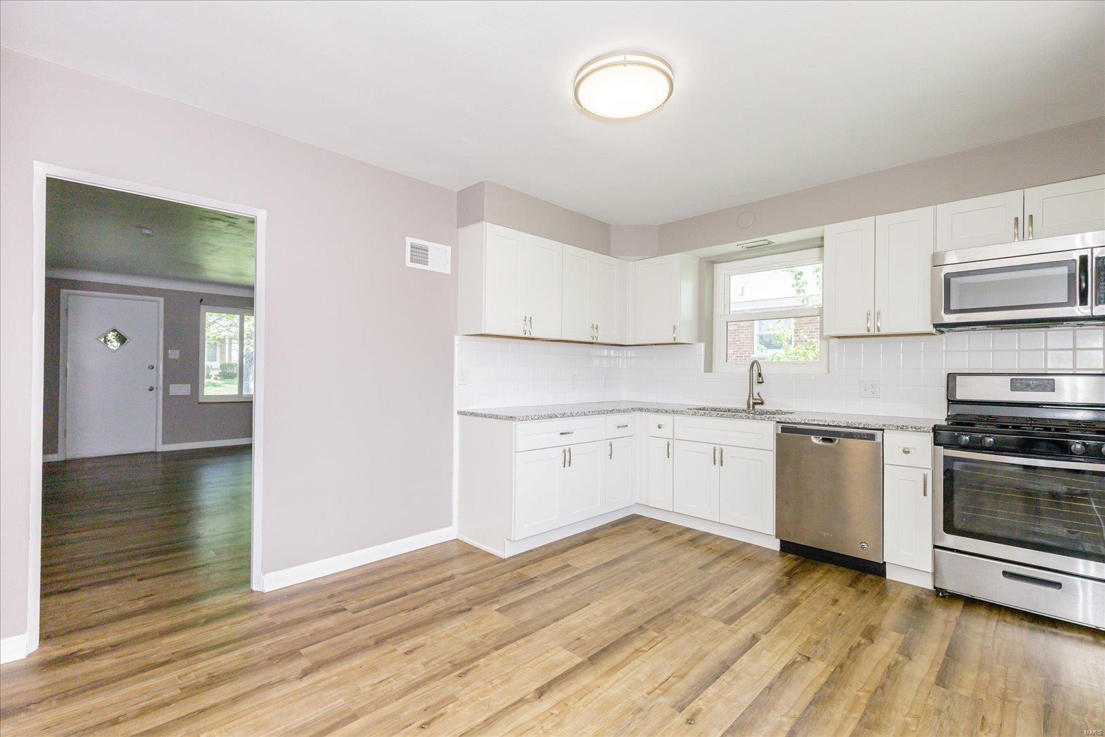 Tesson Ferry Court addition - Residential