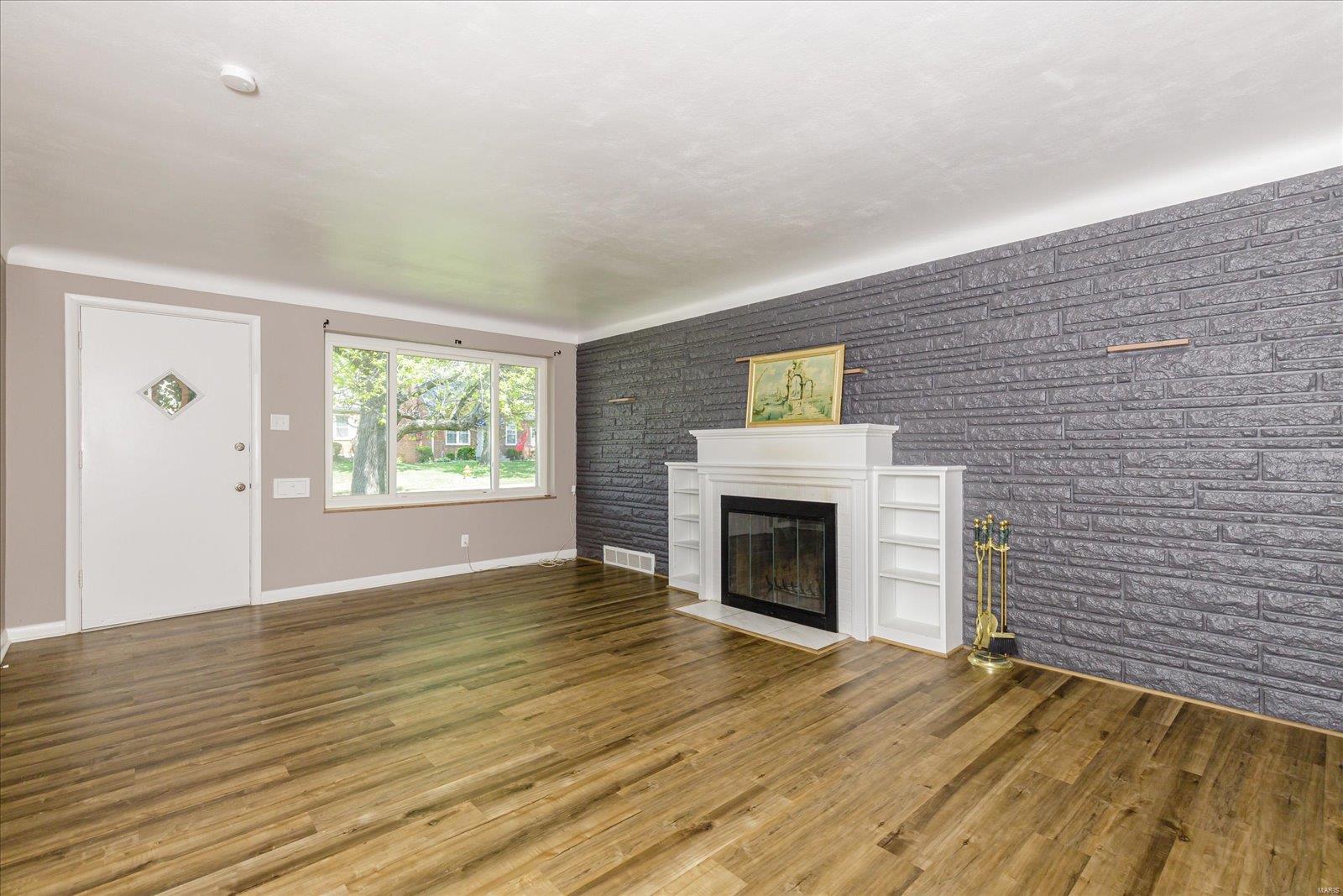 Tesson Ferry Court addition - Residential