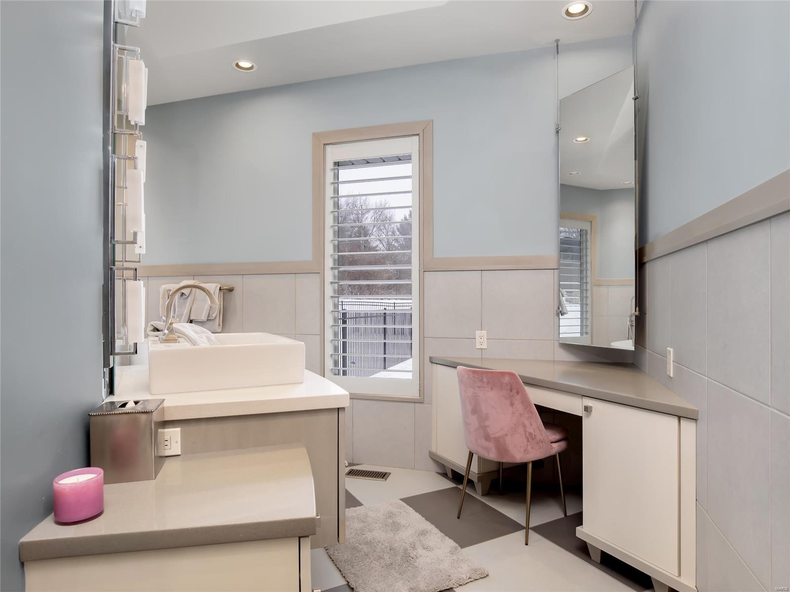 Sherwyn Lane Sub - Residential