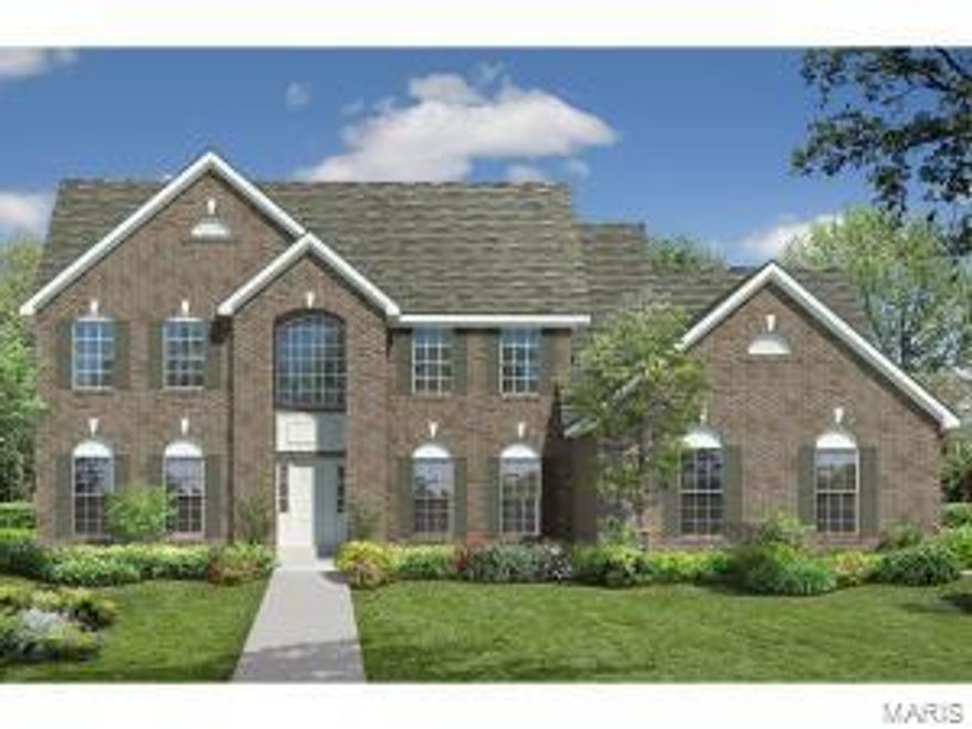 This quiet tree-lined community, located in Creve Coeur on Ladue Road, features expansive home sites that are each at least three-quarter acre in size. Belle Maison also has easy access to highway 270 and several fine dining venues.