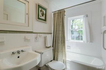 Thompson Amd - Residential