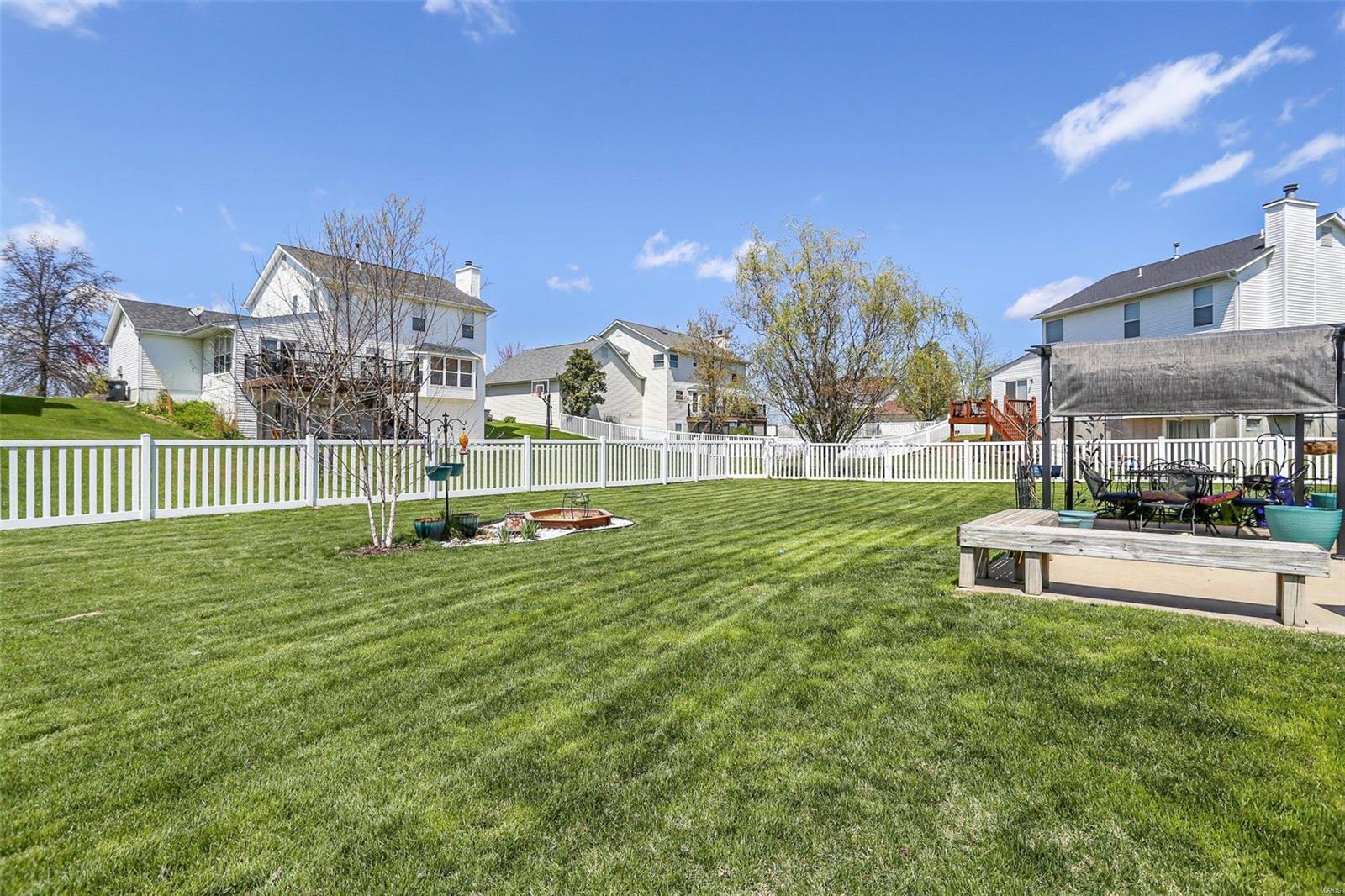 Vlgs At Dardenne Bates Village - Residential