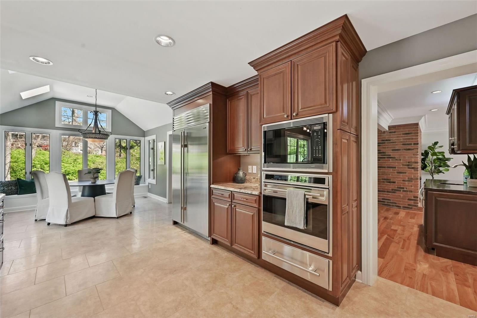 Van Courtland Place - Residential