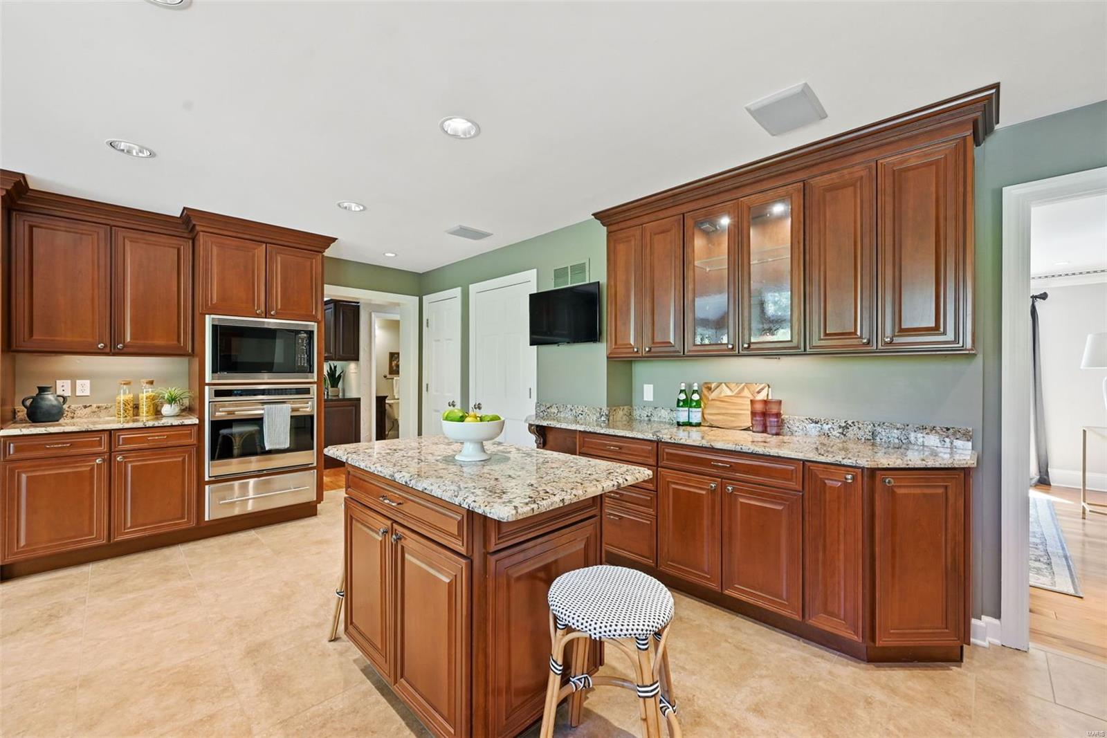 Van Courtland Place - Residential