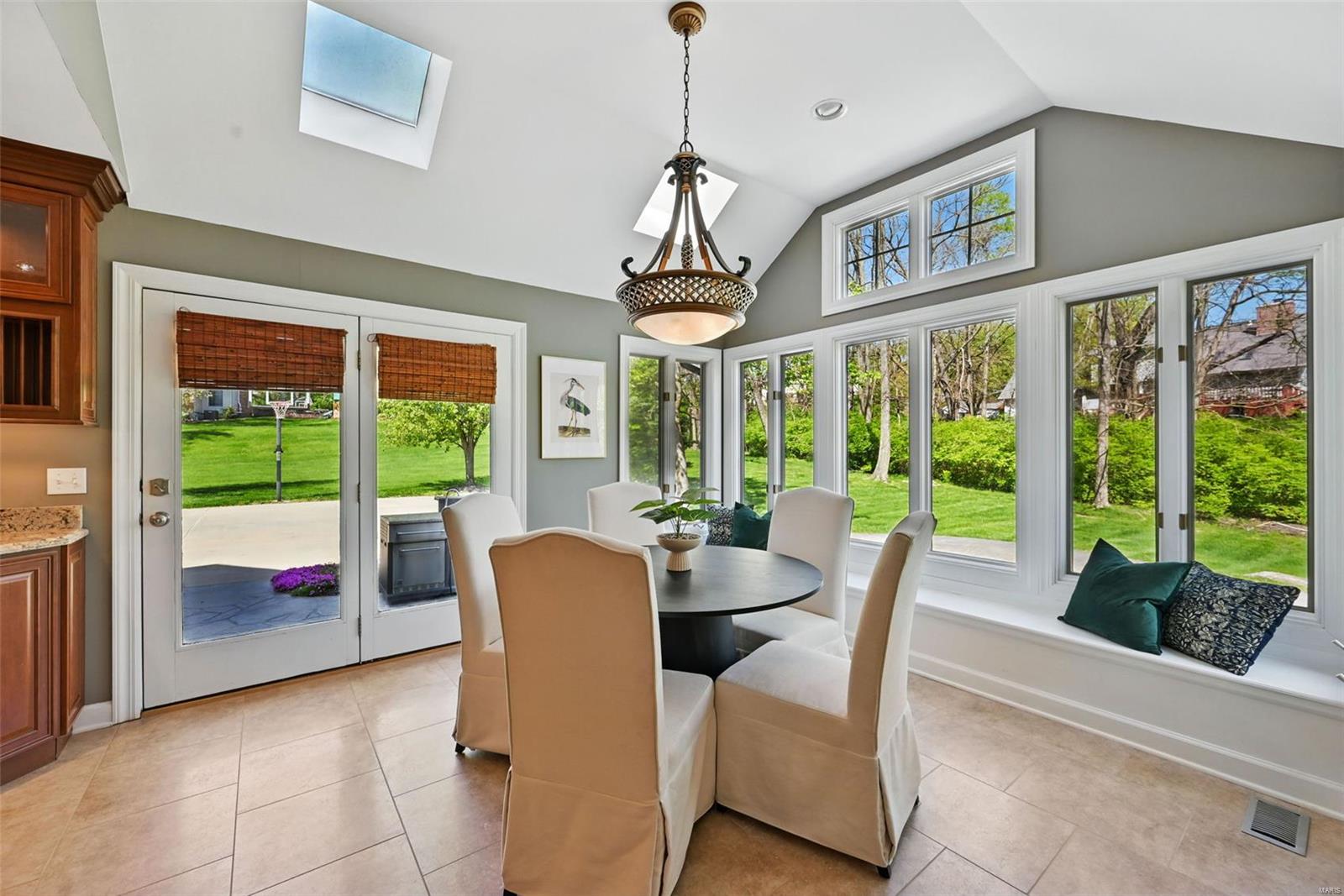 Van Courtland Place - Residential