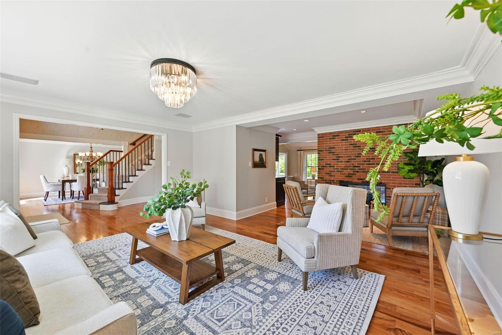 Van Courtland Place - Residential