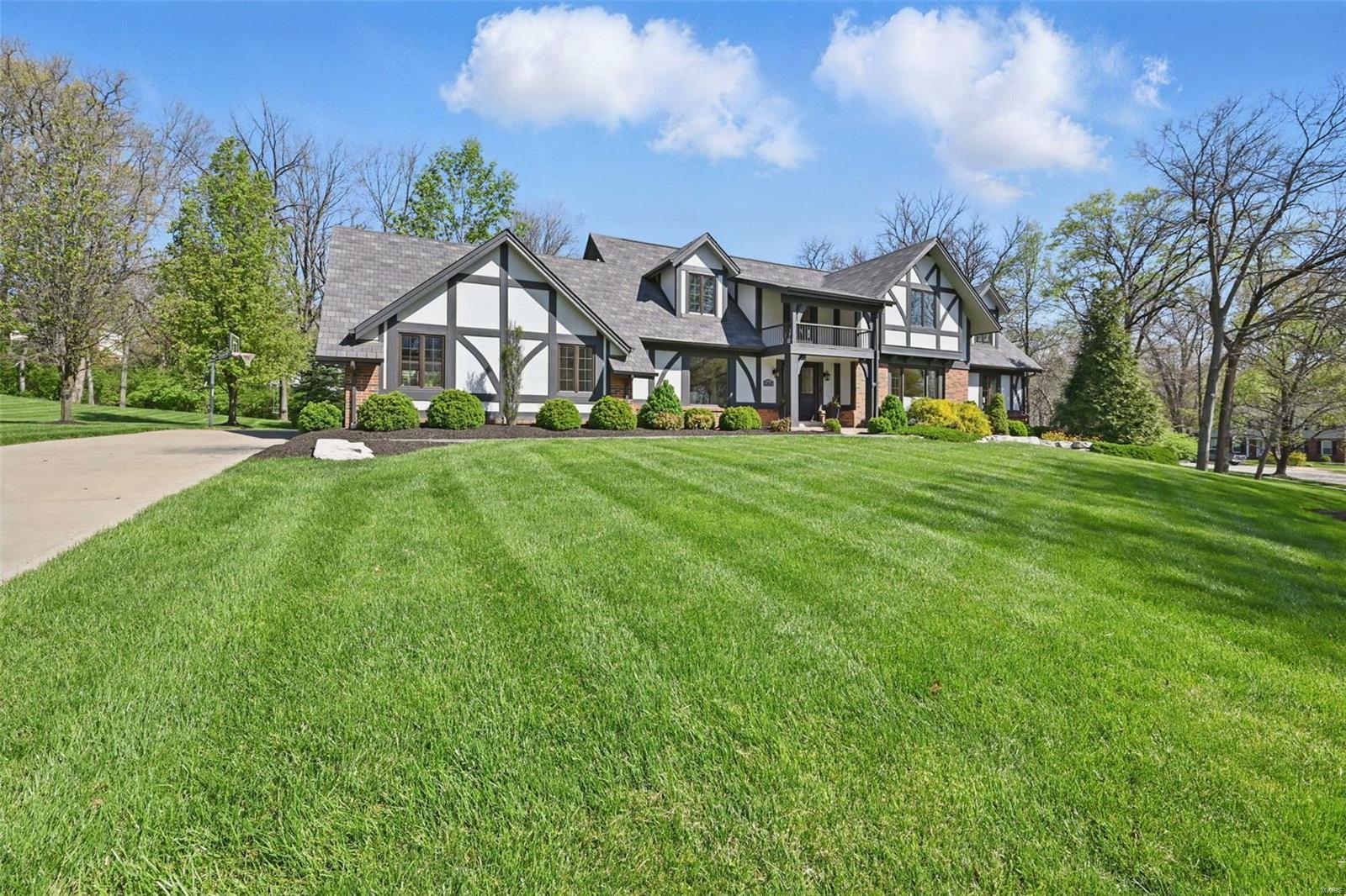 Van Courtland Place - Residential