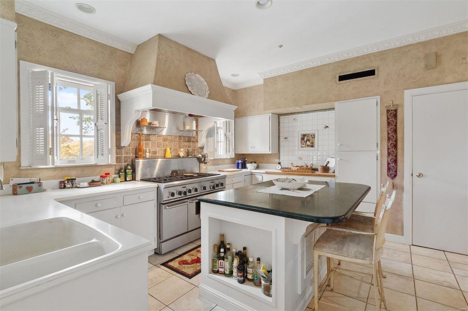 Janes Tr Lts B & C Resub - Residential