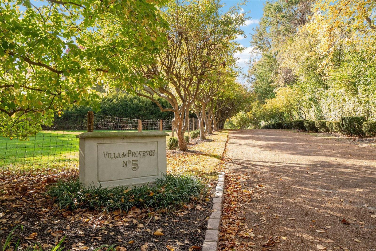 Janes Tr Lts B & C Resub - Residential