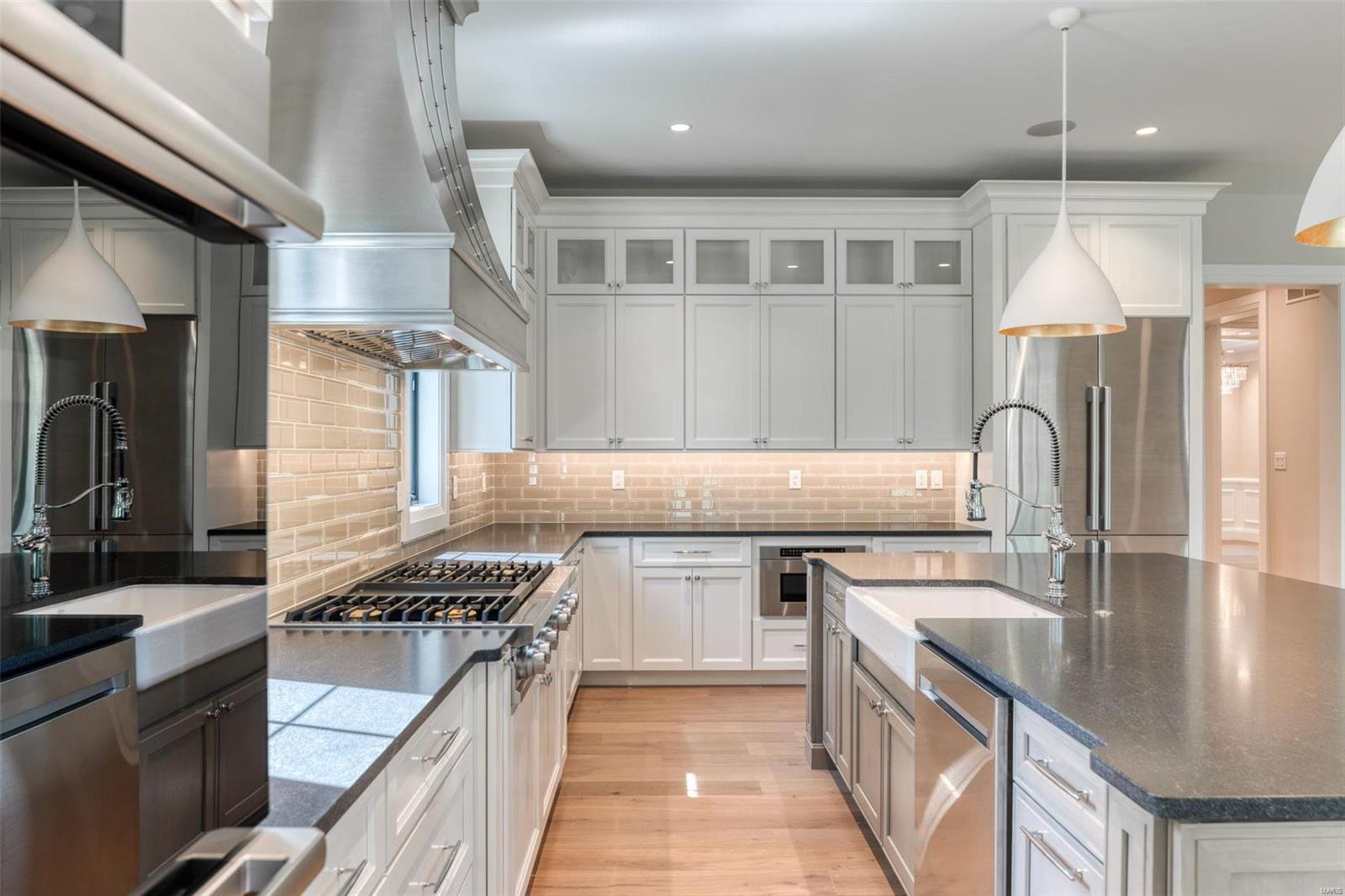 Chatsworth Place - Residential