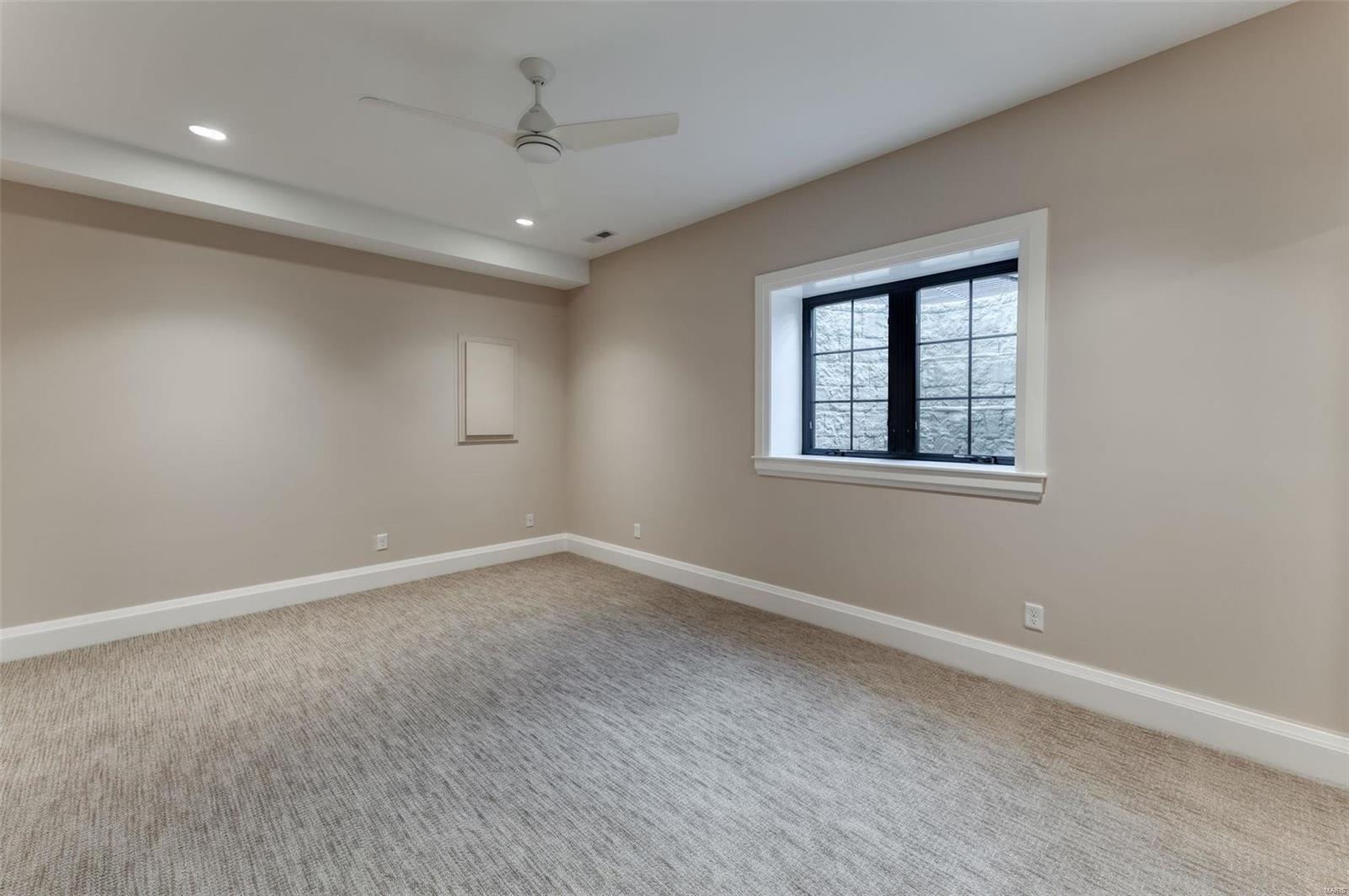 Chatsworth Place - Residential