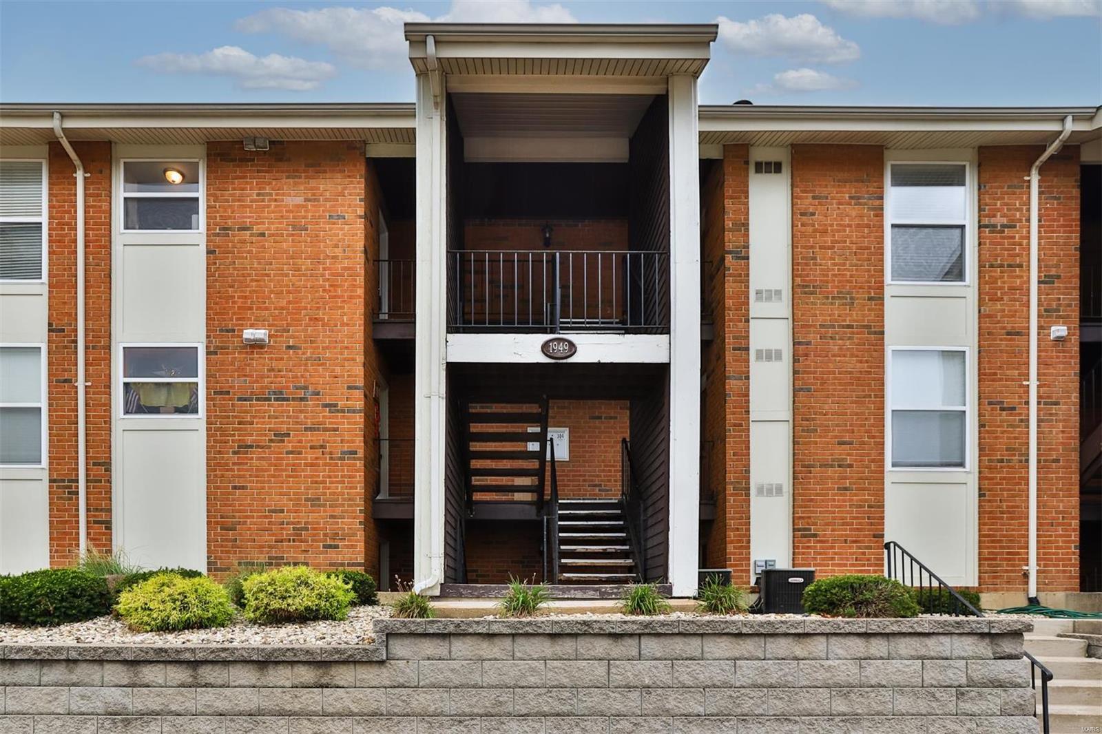 Greenbriar Condo - Residential