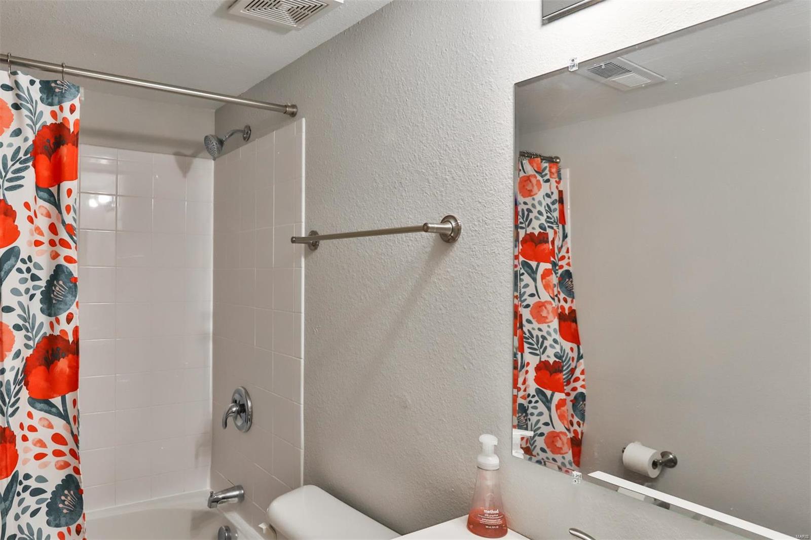 Greenbriar Condo - Residential