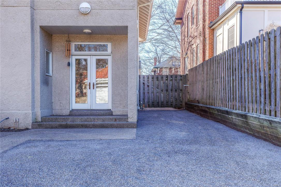 Hillcrest - Residential