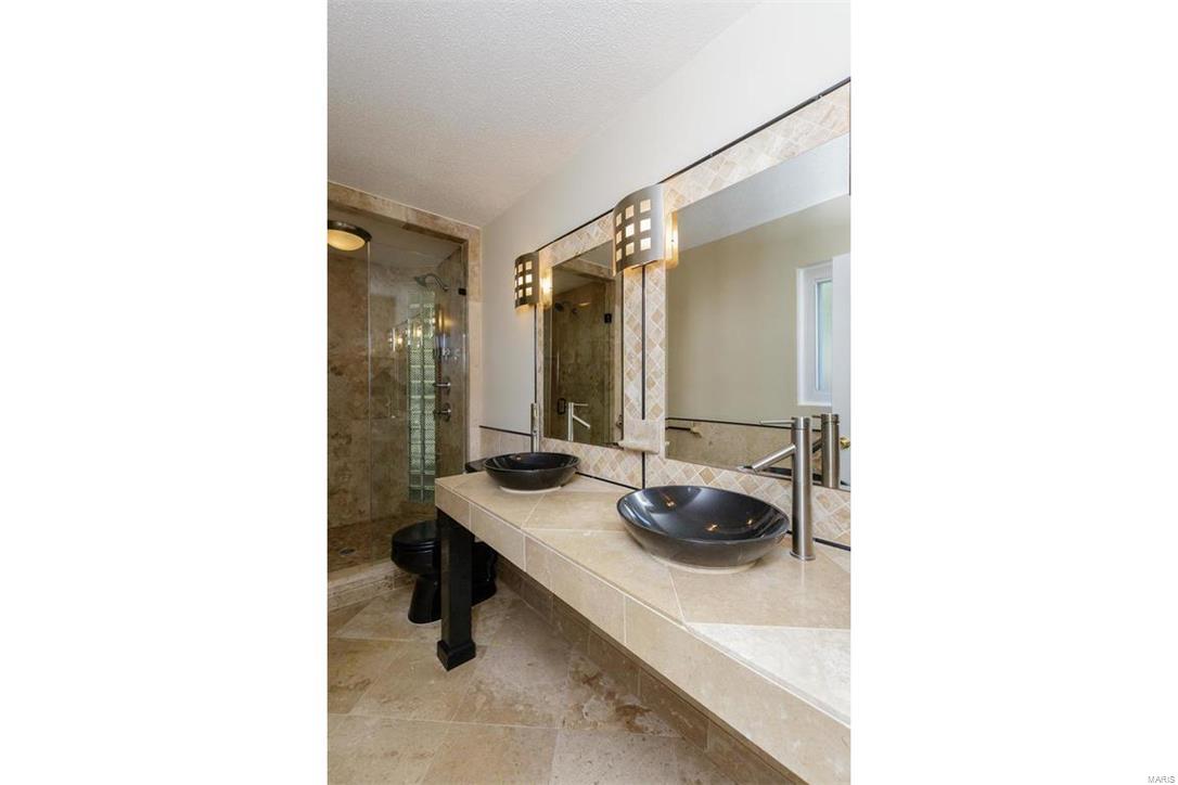 La-Dina - Residential