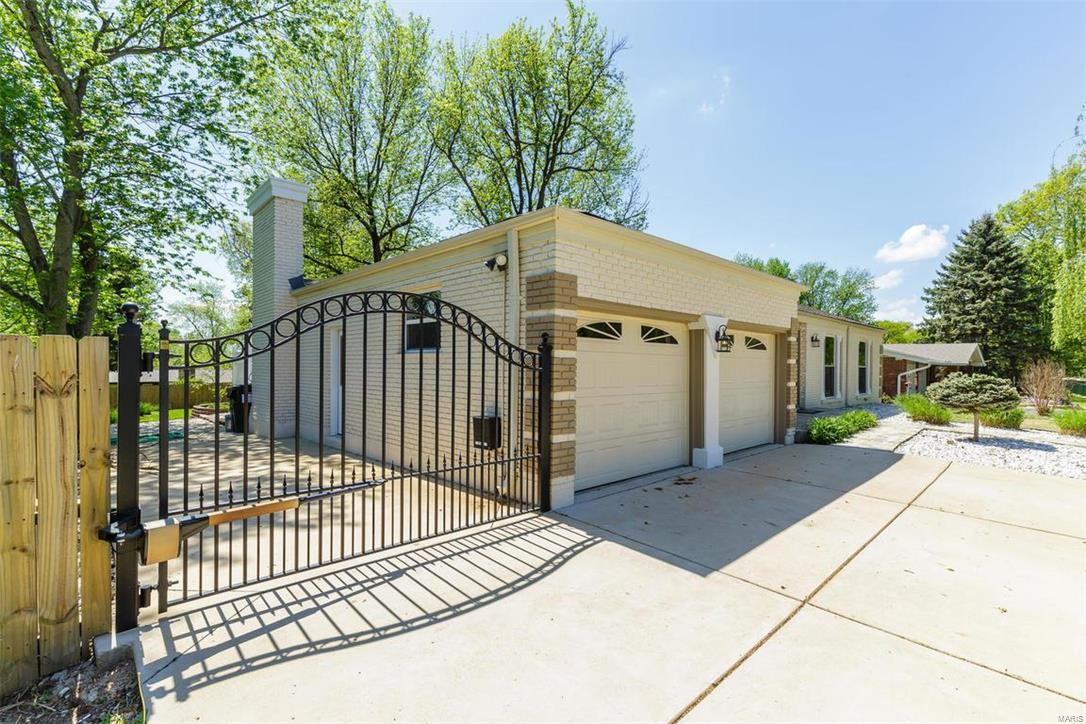 La-Dina - Residential