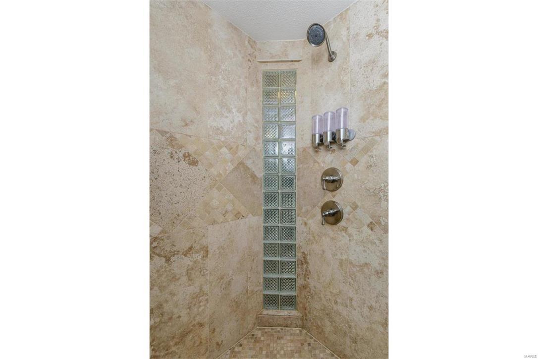 La-Dina - Residential