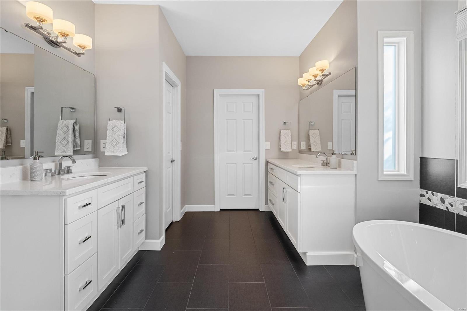 Pine Creek - Residential