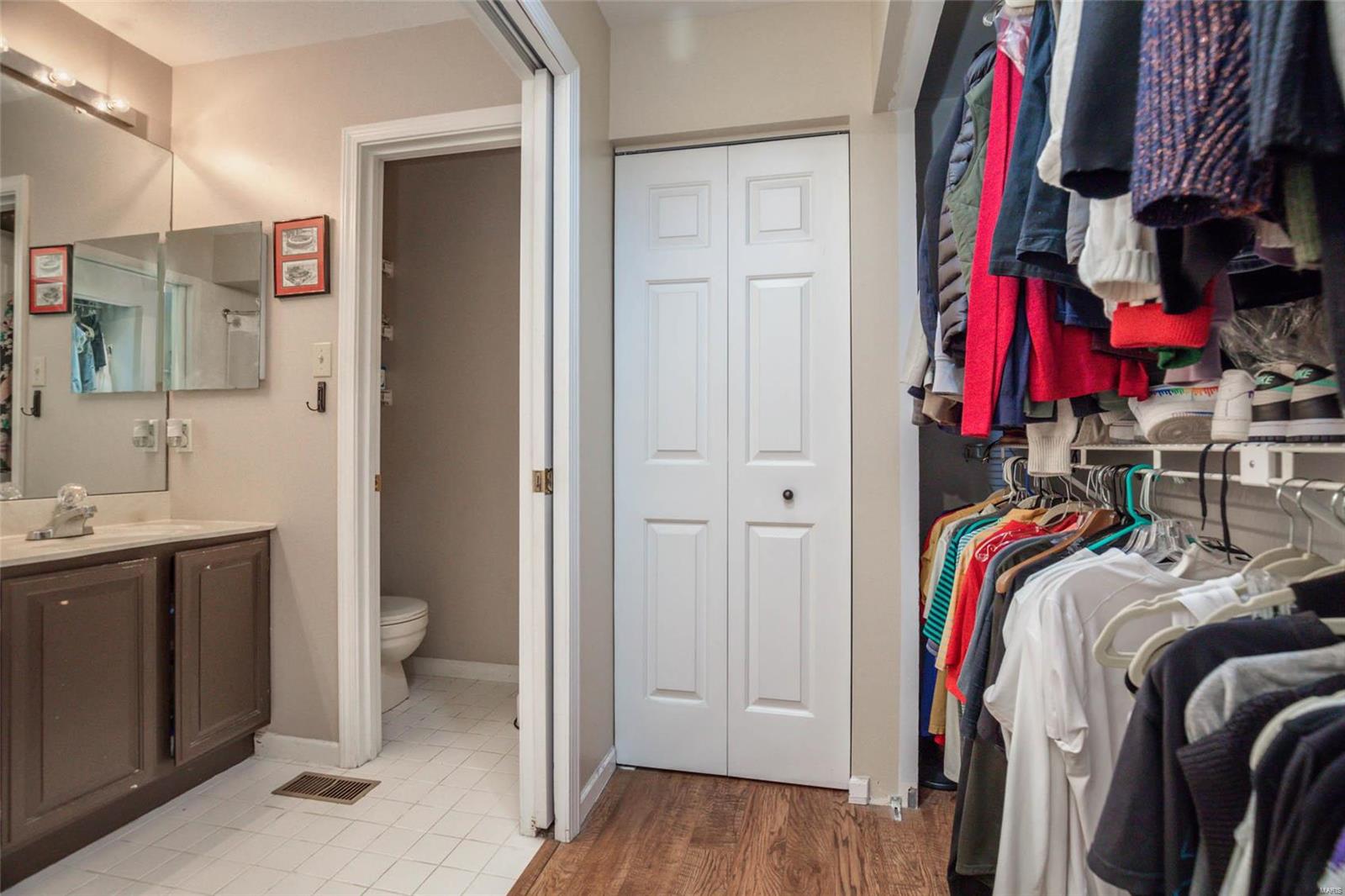 Waterford Square Condos - Residential