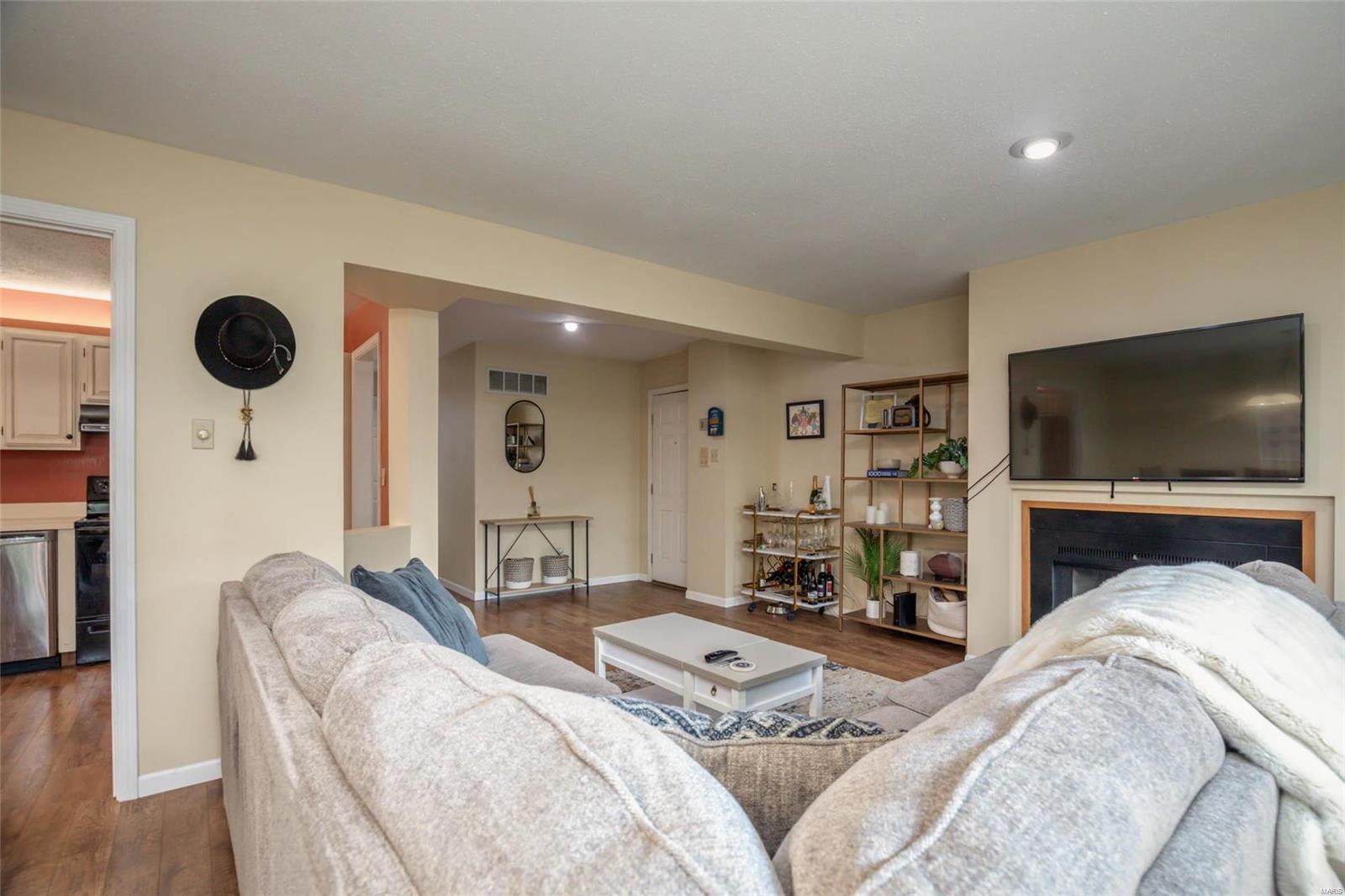 Waterford Square Condos - Residential