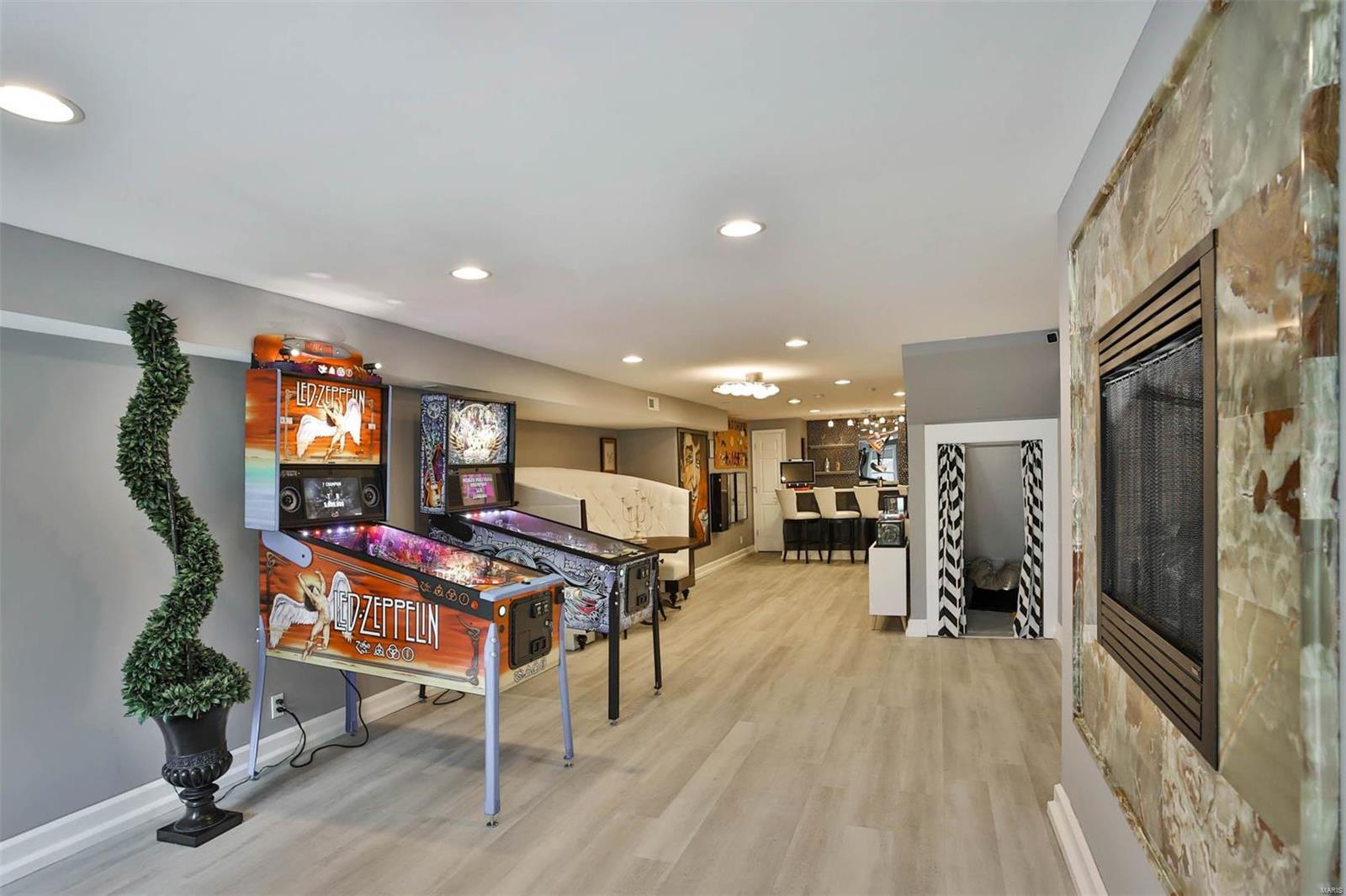 West Hampton 2 - Residential