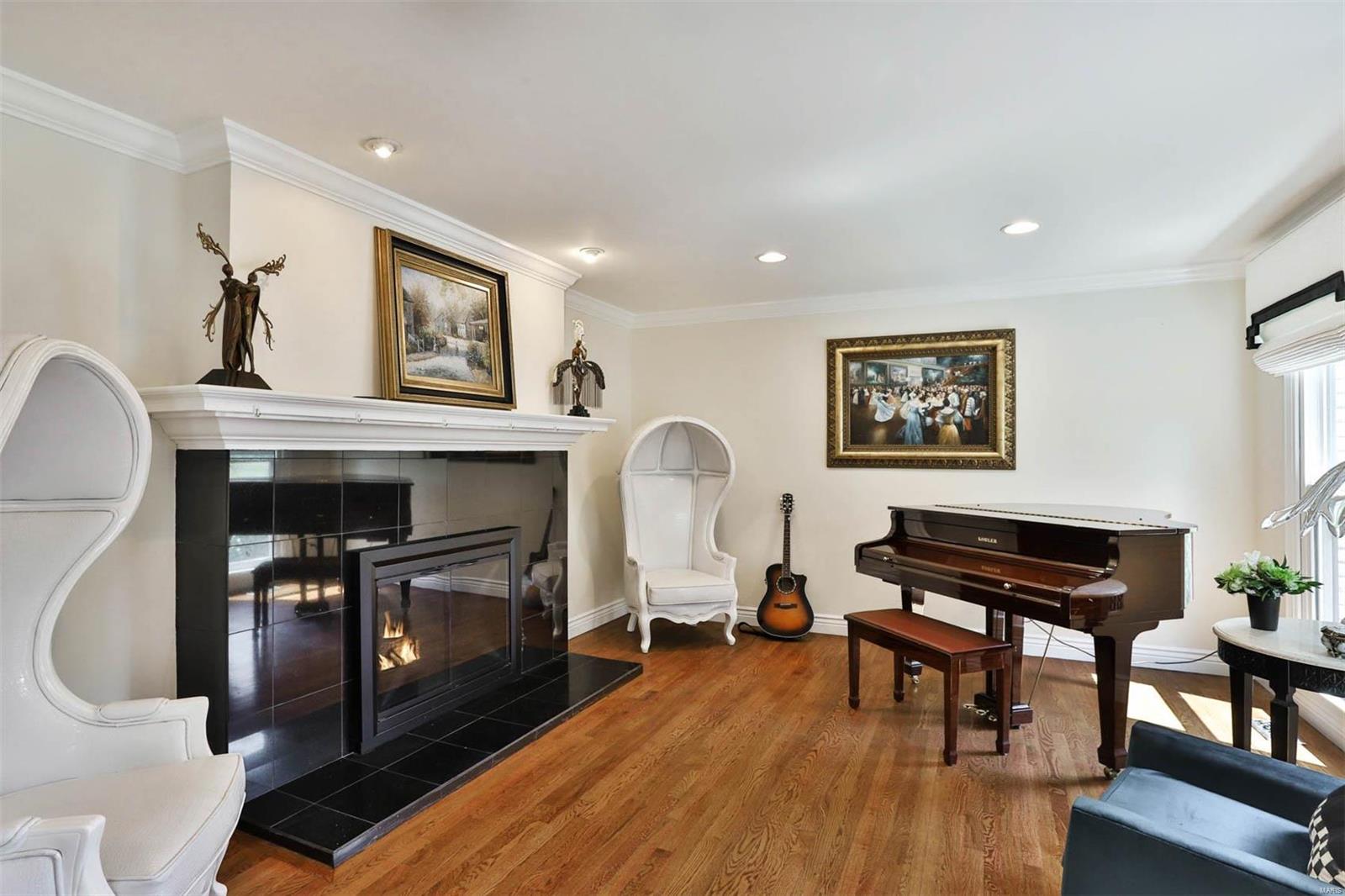 West Hampton 2 - Residential