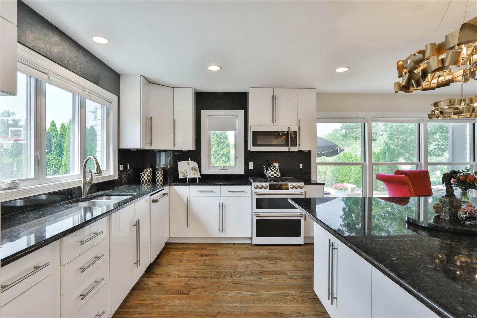 West Hampton 2 - Residential