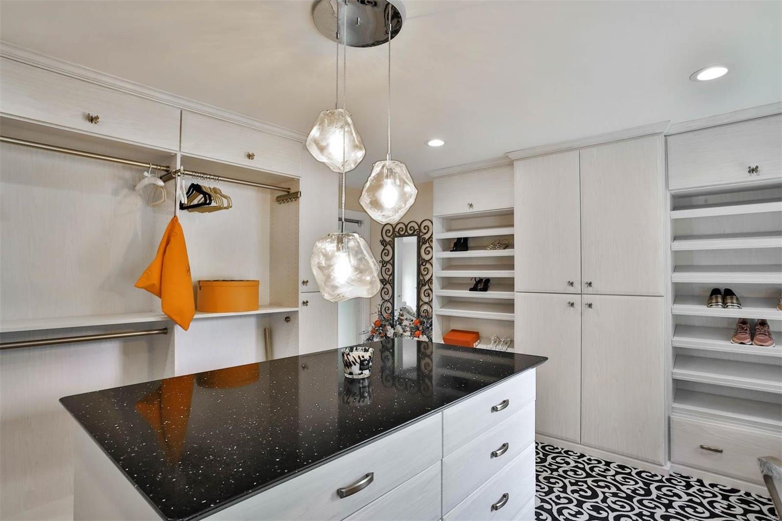 West Hampton 2 - Residential