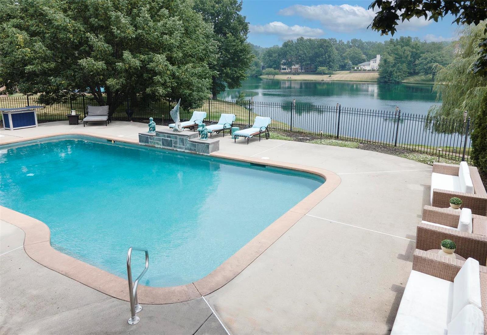 West Hampton 2 - Residential