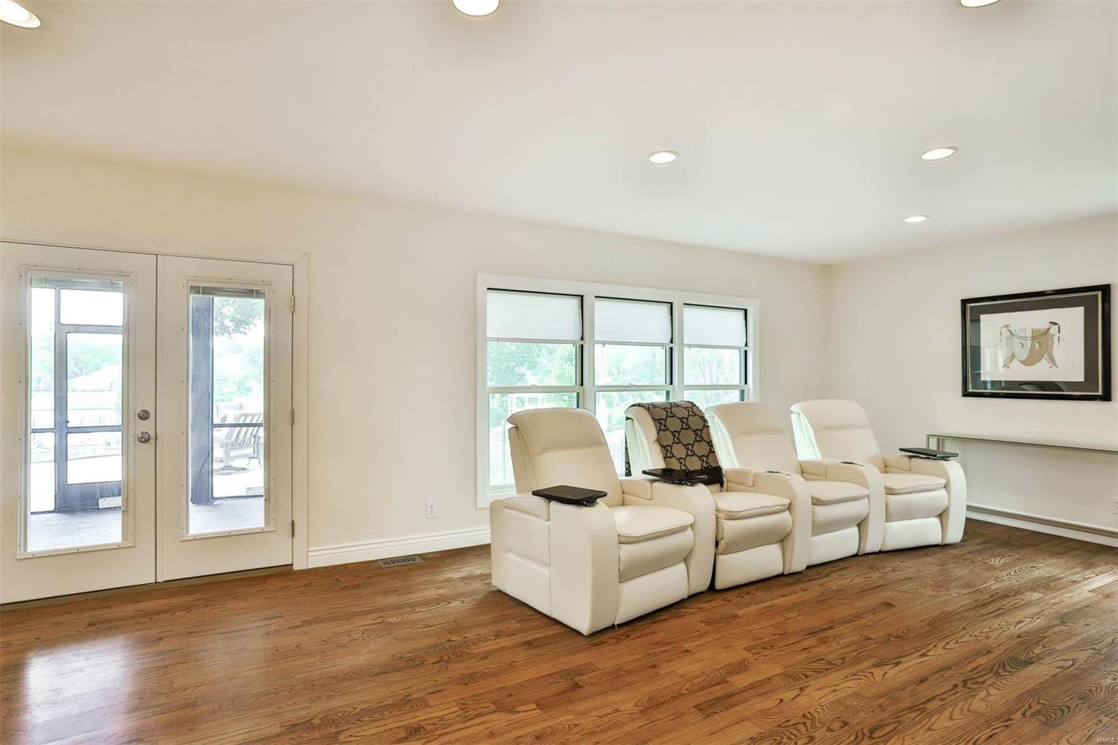 West Hampton 2 - Residential