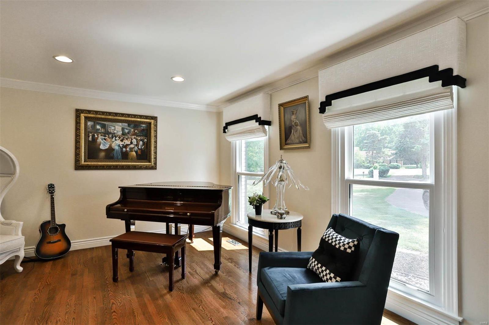 West Hampton 2 - Residential