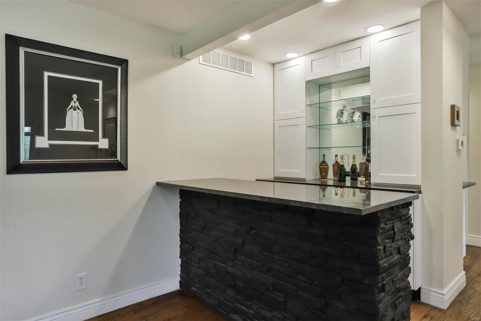 West Hampton 2 - Residential