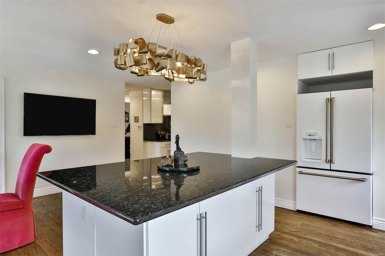 West Hampton 2 - Residential